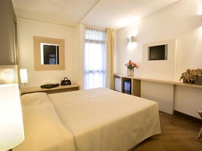 Country Hotel Borromeo Peschiera Borromeo Ngoại thất bức ảnh