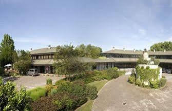 Country Hotel Borromeo Peschiera Borromeo Ngoại thất bức ảnh